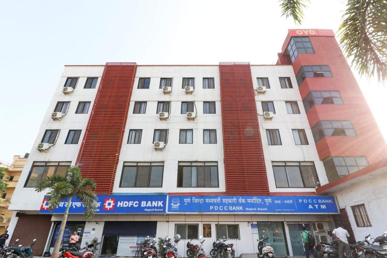 Oyo 10679 Hotel Nanashree Executive Vagholi 外观 照片