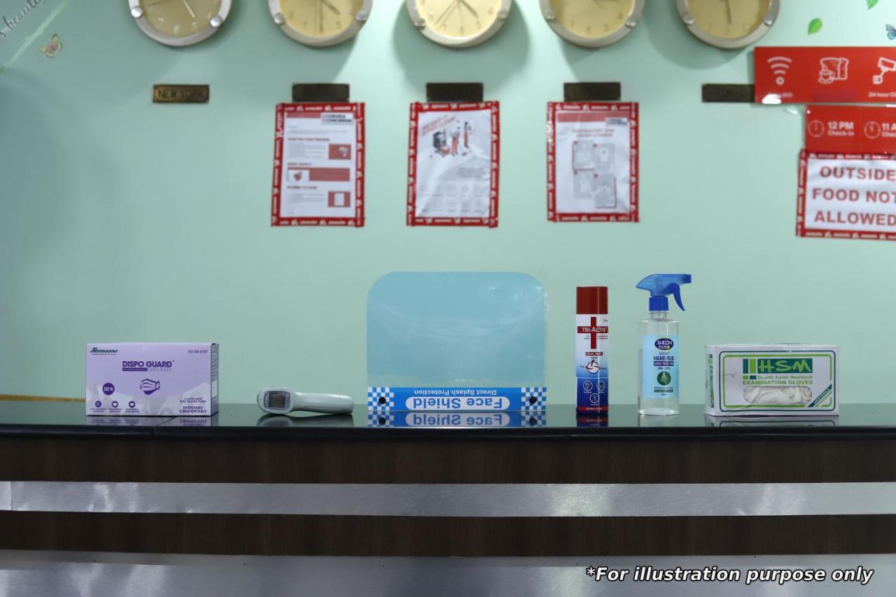 Oyo 10679 Hotel Nanashree Executive Vagholi 外观 照片